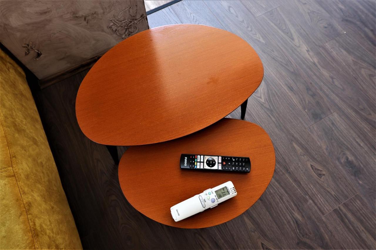 Stylish 1-bedroom In #2 Apartment